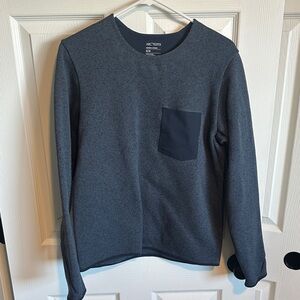 Arc'teryx Crew Neck Top